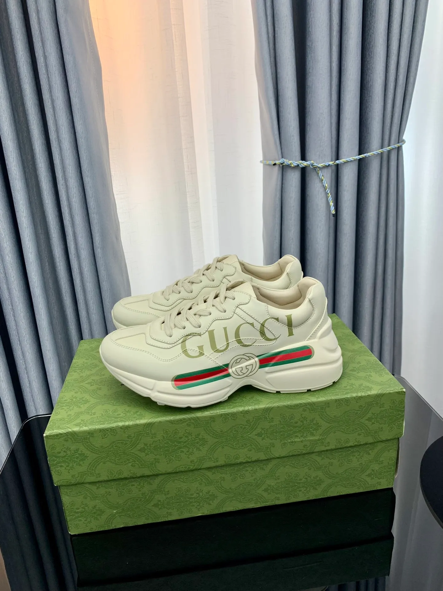 👟👟Ex-factory price 480👟👟 Women's shoes, women's clothing, support returns and exchanges for the latest upgraded version of 2022 Gucci Gucci dad shoes...Original quality G family dad shoes in men's and women's sizes for couples, 3D printing, classic forever style, art, look at the details, and taste the details. ...Full series of patterns are available, ...can be made according to pictures... Fabric: Imported first-layer cowhide Lining/foot: Original A-grade mixed sheepskin Outsole: Original T👟👟Ex-factory price U vacuum outsole Packaging: Counter top packaging with handbag Size: 35-44 (45 46 customized, non-refundable and non-exchangeable "Couple style"